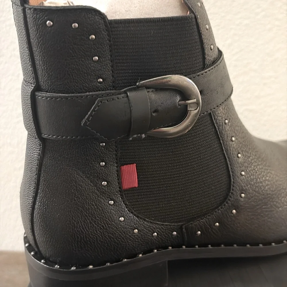 NIB [Marc Joseph] New York Leather Chelsea Studded Buckle Bootie Women’s Sz 5.5 - Picture 6 of 16